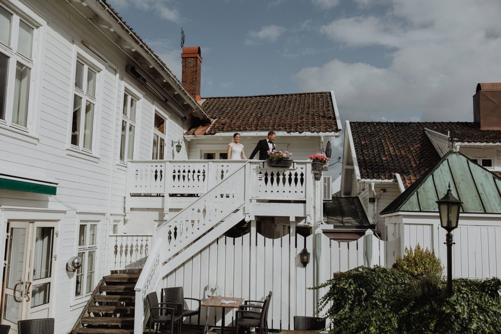 brudepar ankomst hotel