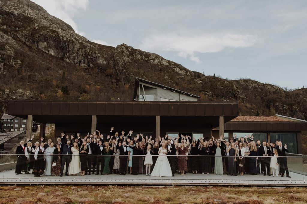 gruppebilde bryllup skarsnuten hotel